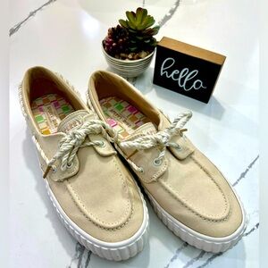 Sperry Loafer/ Sneakers Sz 8.5 Tan